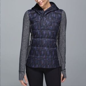 Lululemon Fluff Off Pullover in Stained Glass Love Nightfall Black Size 8